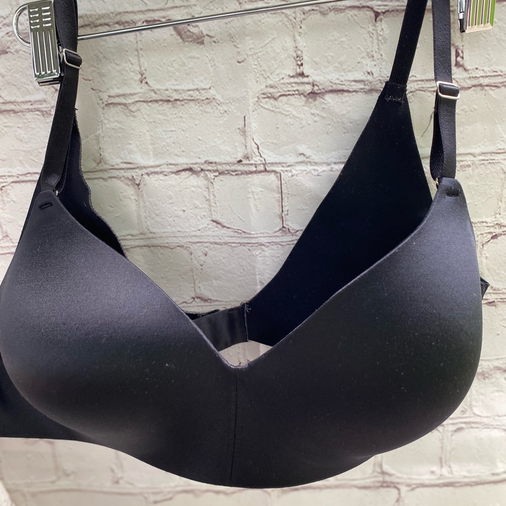 Soma wireless Vanishing back bra 38B